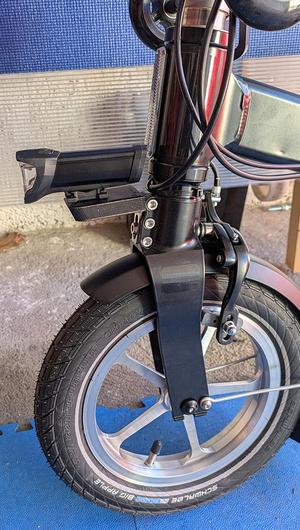 Kwiggle Bike AirTag/Tracker mount