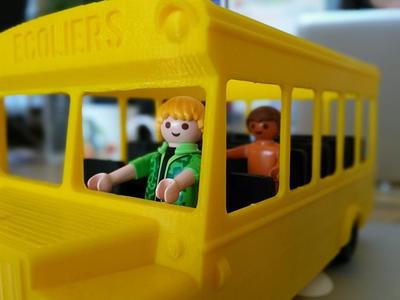 Playmo school bus
