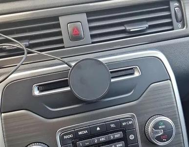 Volvo Gen3 CD-slot mount