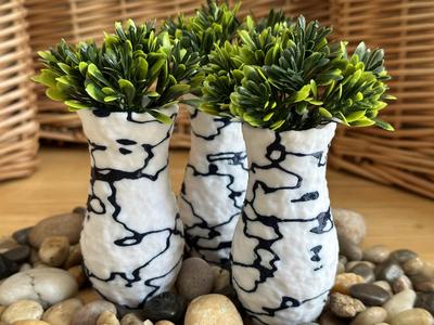 Lode Vases
