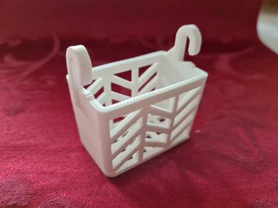 Dishwasher pods/tablet basket