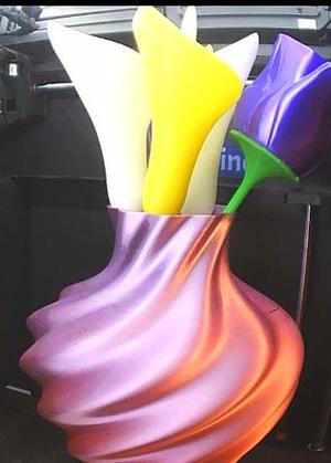 Swirl vase