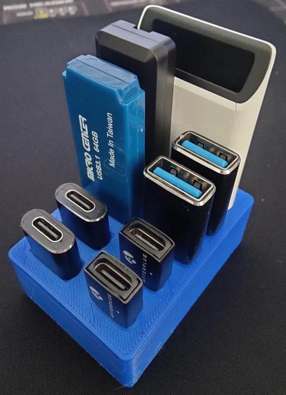 USB Holder   