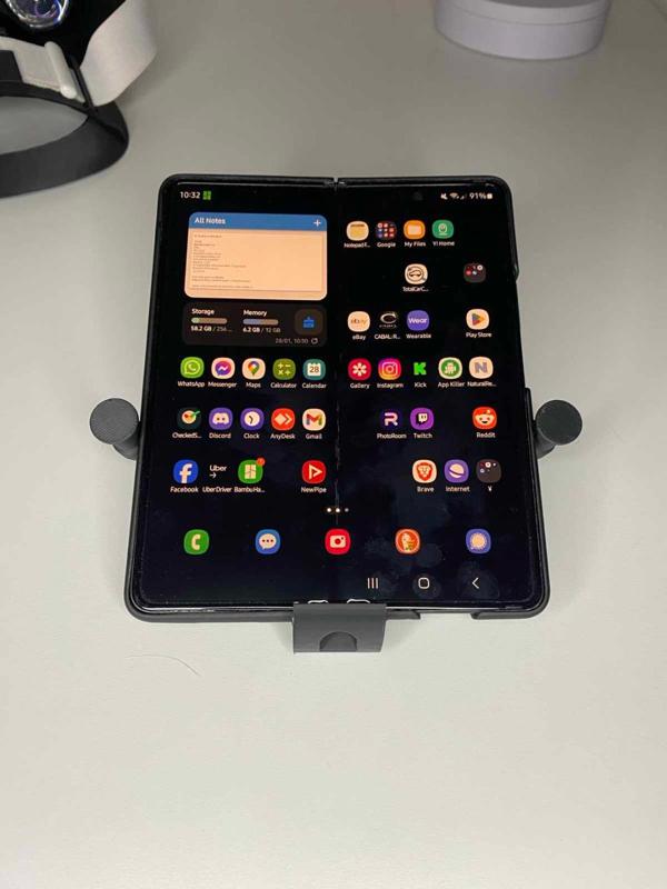Samsung Galaxy Z Fold 2 3 4 5 6 car vent mount