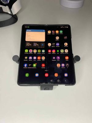 Samsung Galaxy Z Fold 2 3 4 5 6 car vent mount