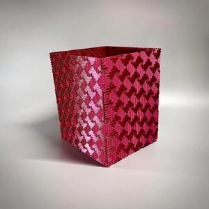Pinwheel Ripple Vase
