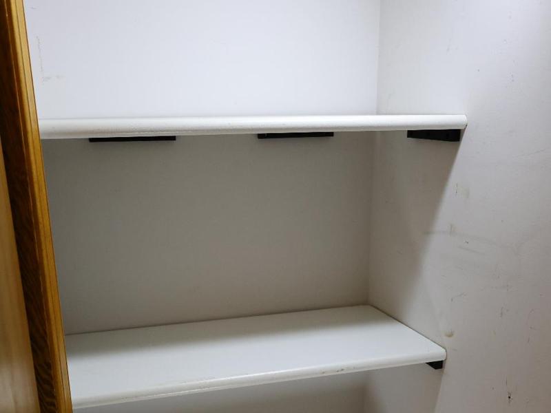 Under Shelf Bar (floating shelf)