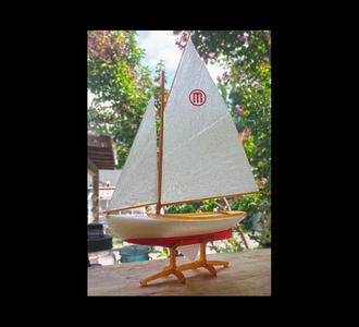 Maker 12.5 -A vintage sailboat with a Maker’s twist