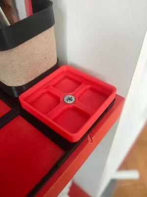 Gridfinity Screwplate for stability   