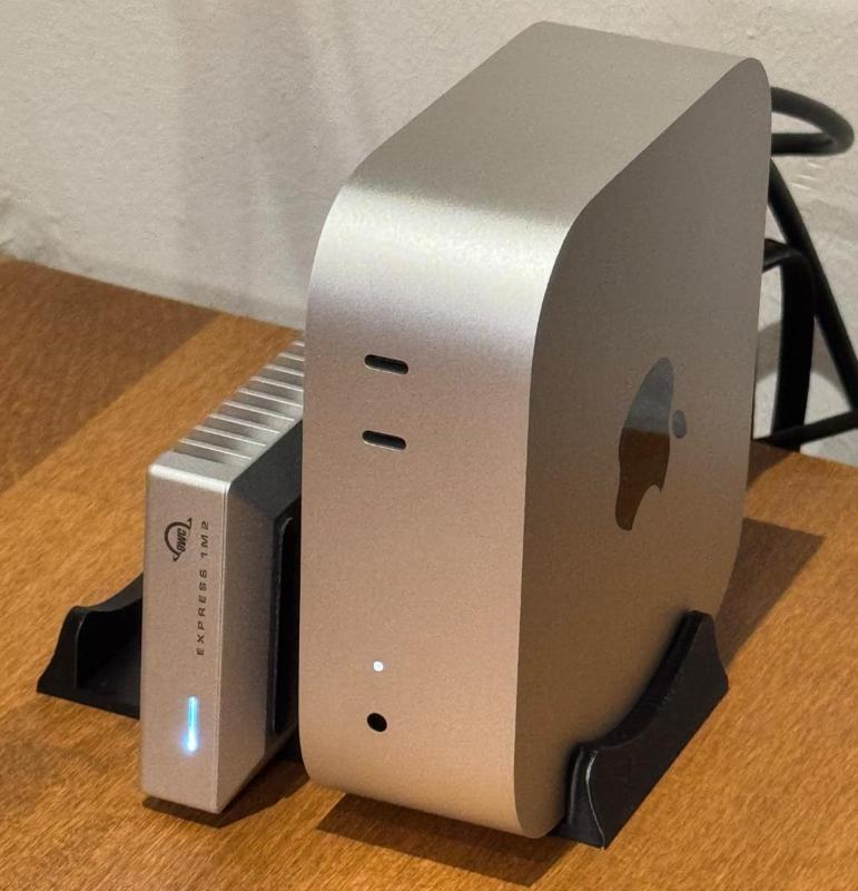 Mac Mini M4 Vertical Stand OWC Express 1M2