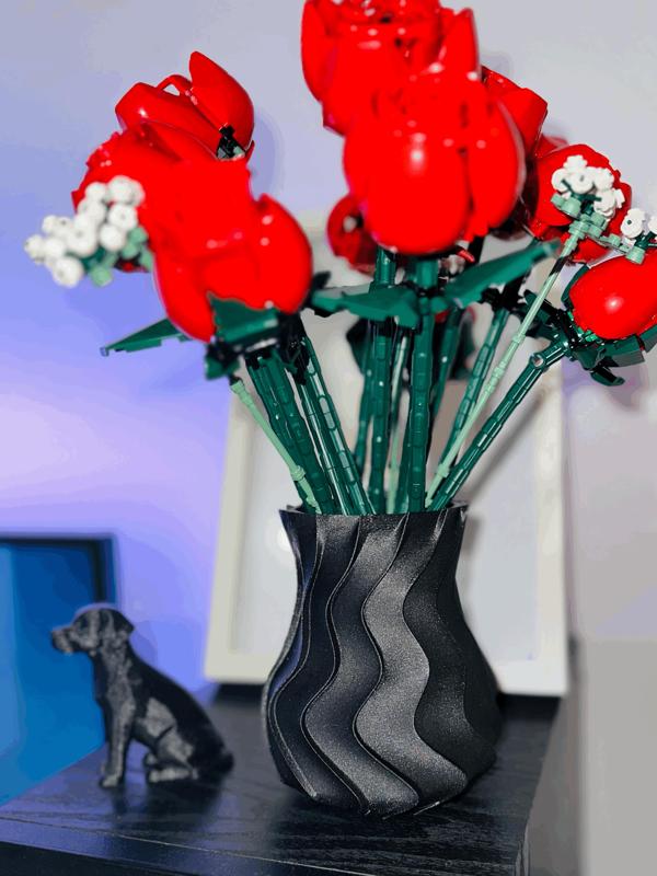 Modern Designed Spiral Vase