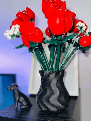 Modern Designed Spiral Vase