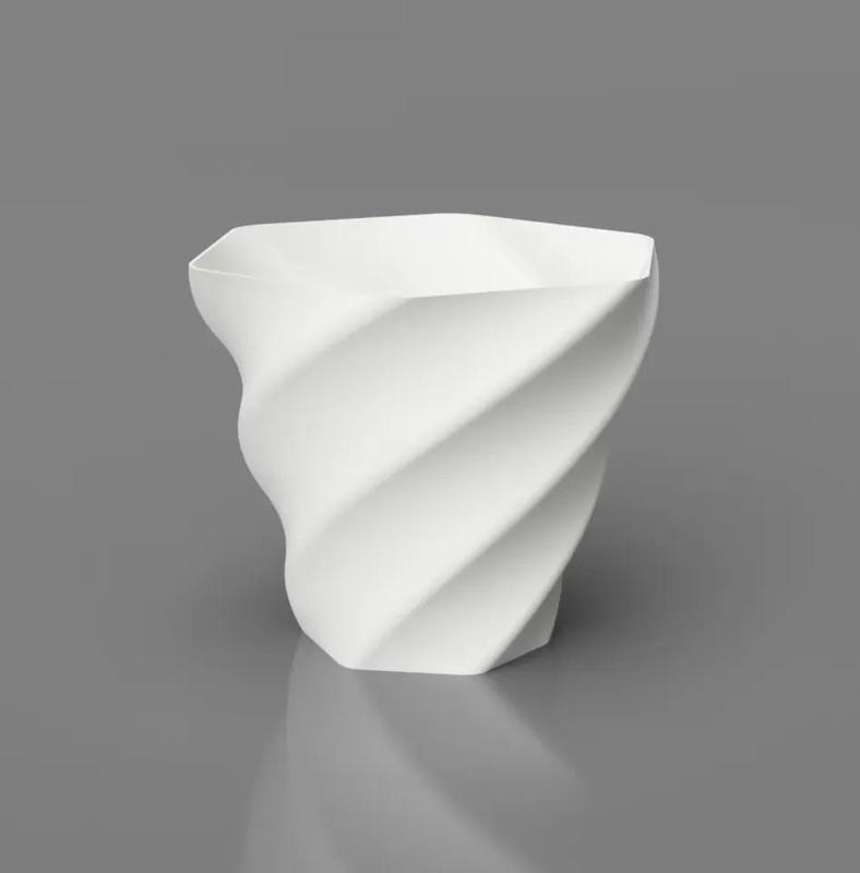 Vase (twisted)