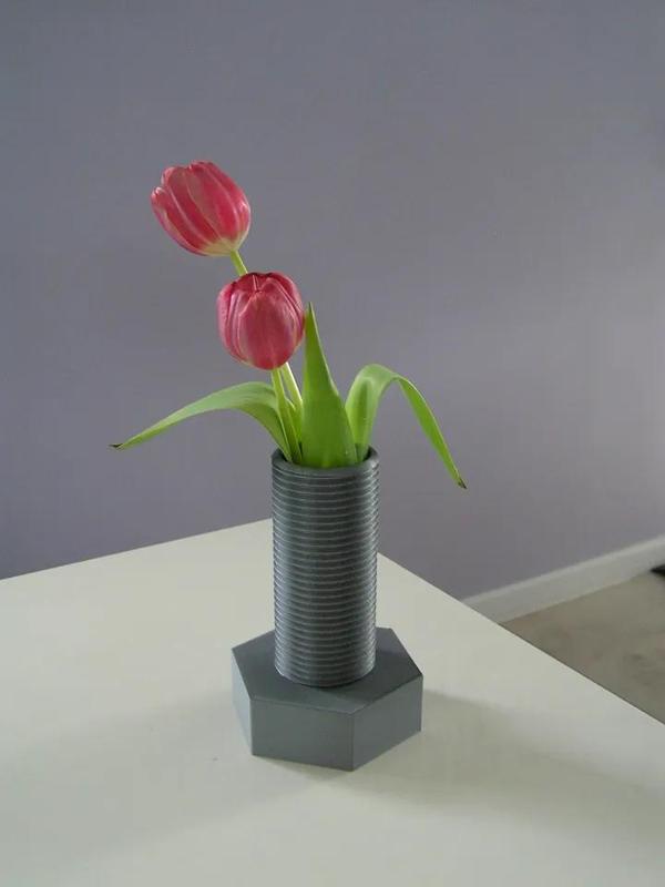 Vase – Screw Vase