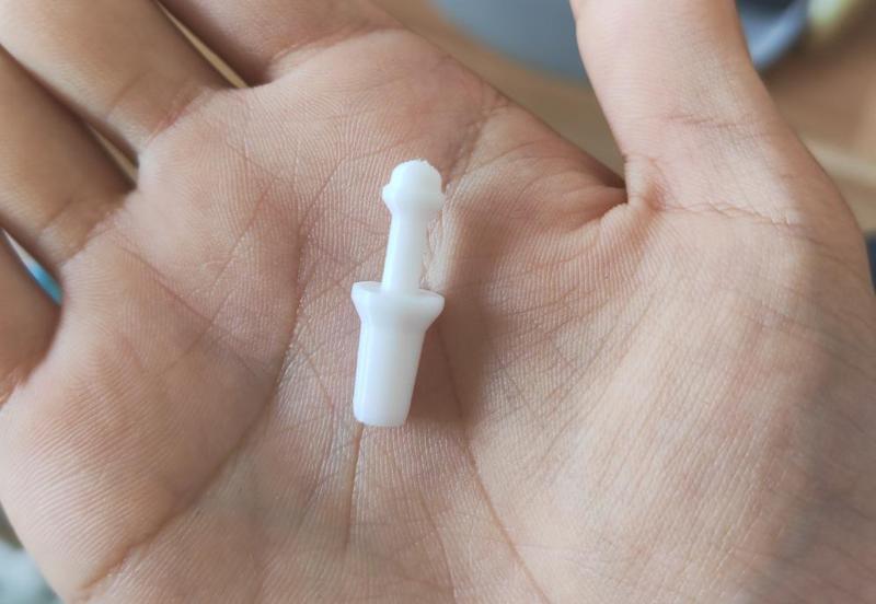 7mm sword-shaped plug (size can be adjusted according to the hole requirement, the bottom is shrinked to ignore tolerance. No supports needed)