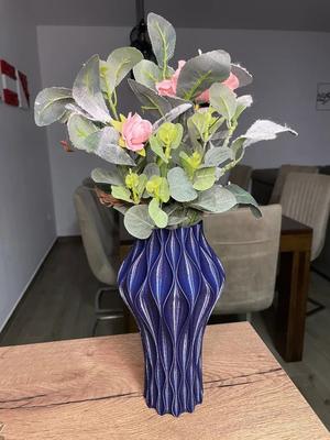 Spiral vase