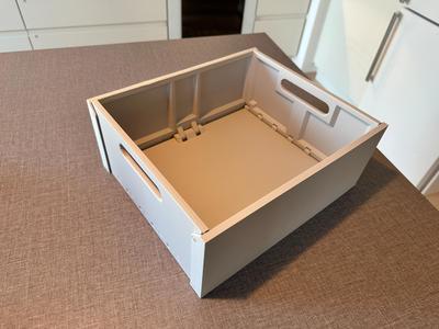 Large folding box. Print in place. No supports