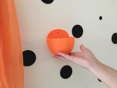 Wall vase