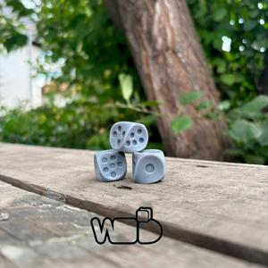 dice3