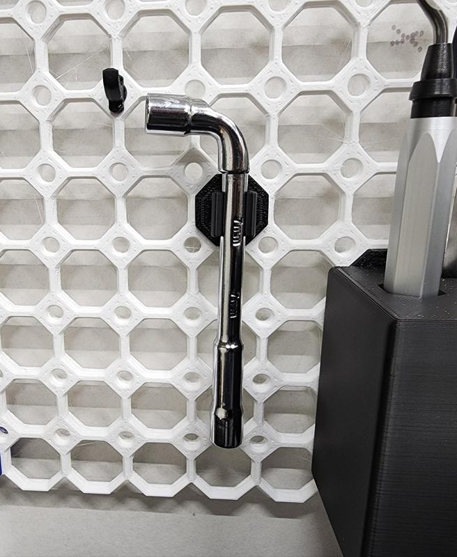 Multiboard 7mm Wrench Holder