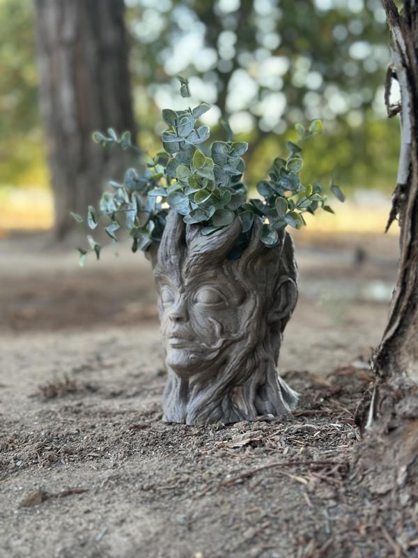 Child of the Forest: Support Free Planter