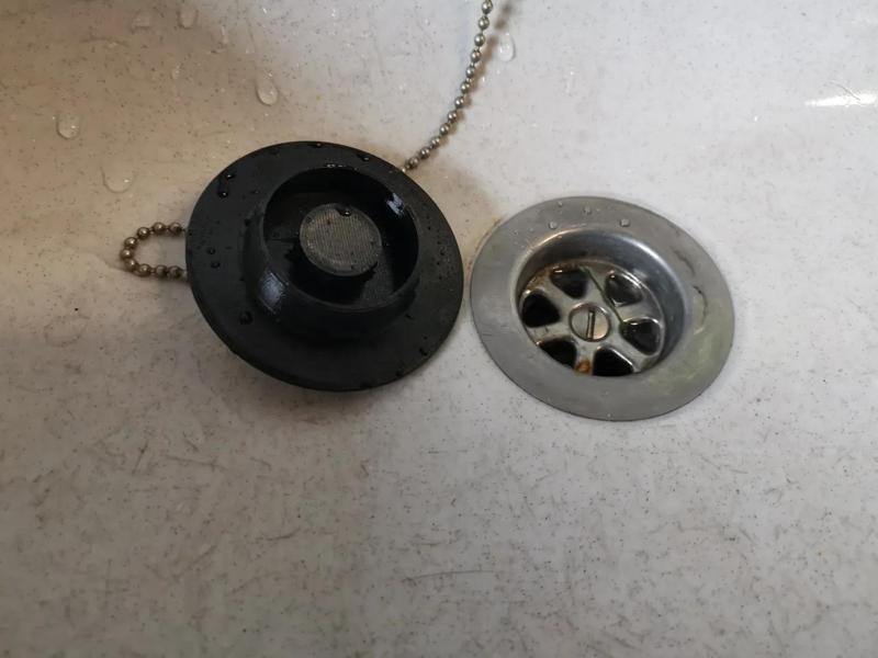Drain plug - no supports   