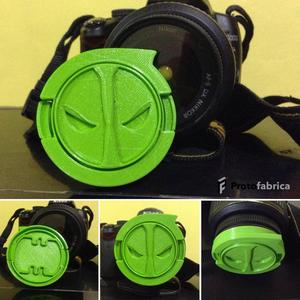 Custom DSLR Lens Cap - Deadpool Logo