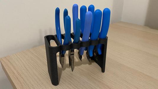 Q1 nipper holder