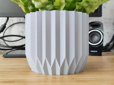 Botanical Half Crystal Plant pot and Planter – Vase mode design – Botanical Collection