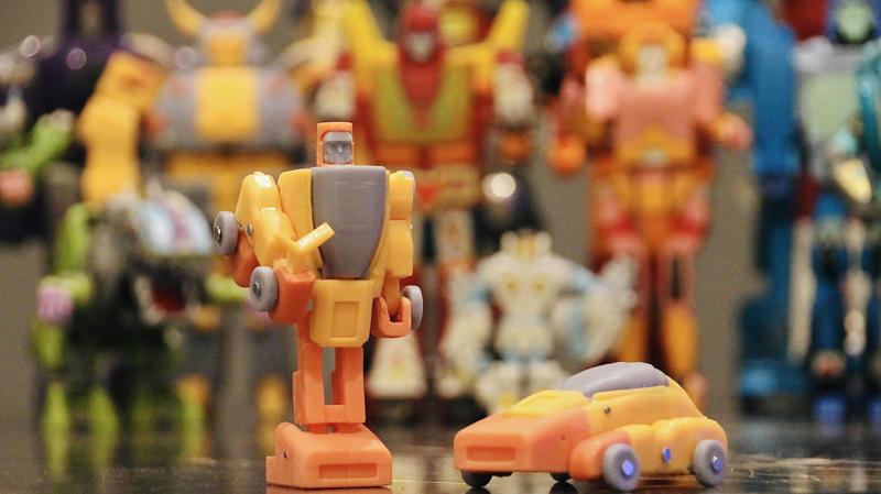 Transformers G1 Style Wheelie