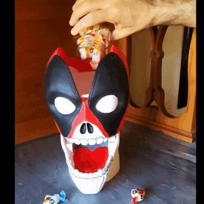 Deadpool Zombie Candy Box