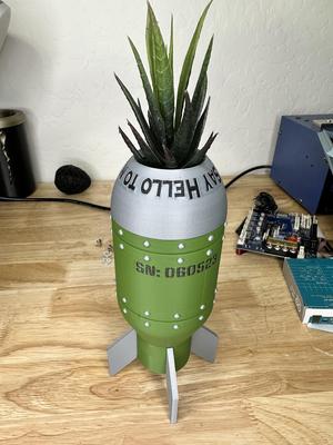 Make PEACE Bomb Succulent Pot, Pen, Pencil cup, Tool Cup! #FunctionalArt