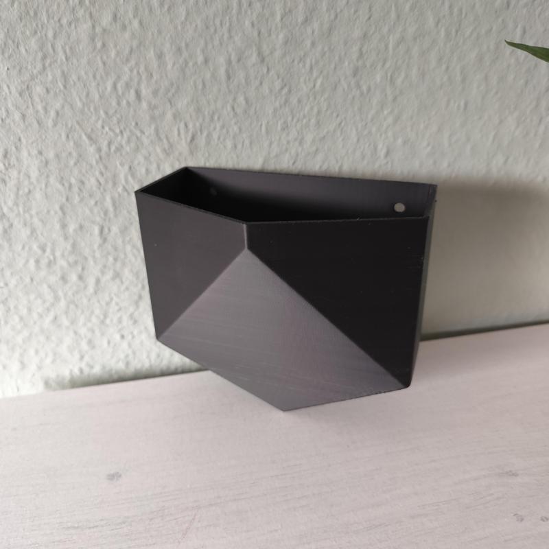 Modern Wall Hanging Low Poly Planter