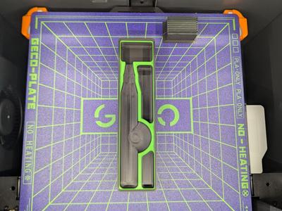 Gridfinity Bin for AMS Riser – Deburring Tool