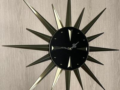 MCM Greenstamp Starburst Clock