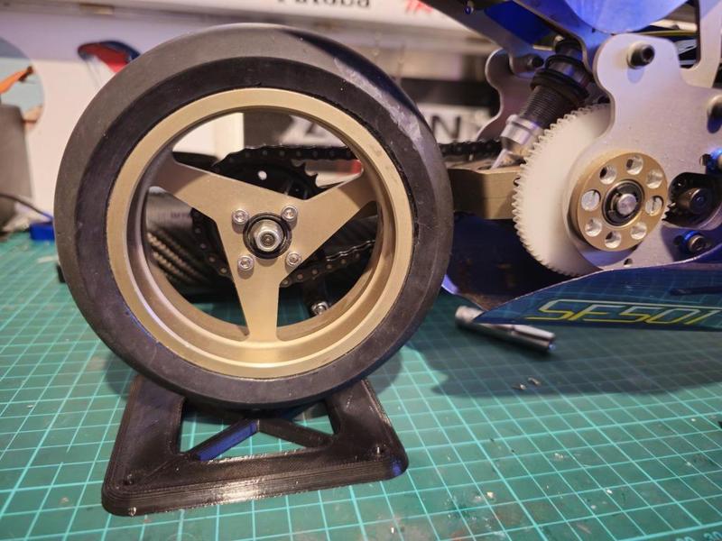 TT FM1E / Nuova Faor paddock Stand