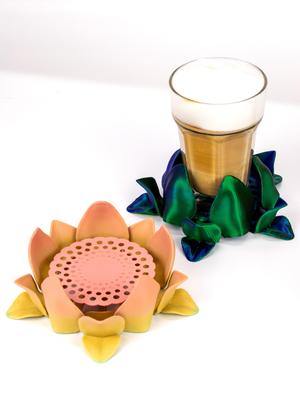 Flower: Self-Adjusting Coaster