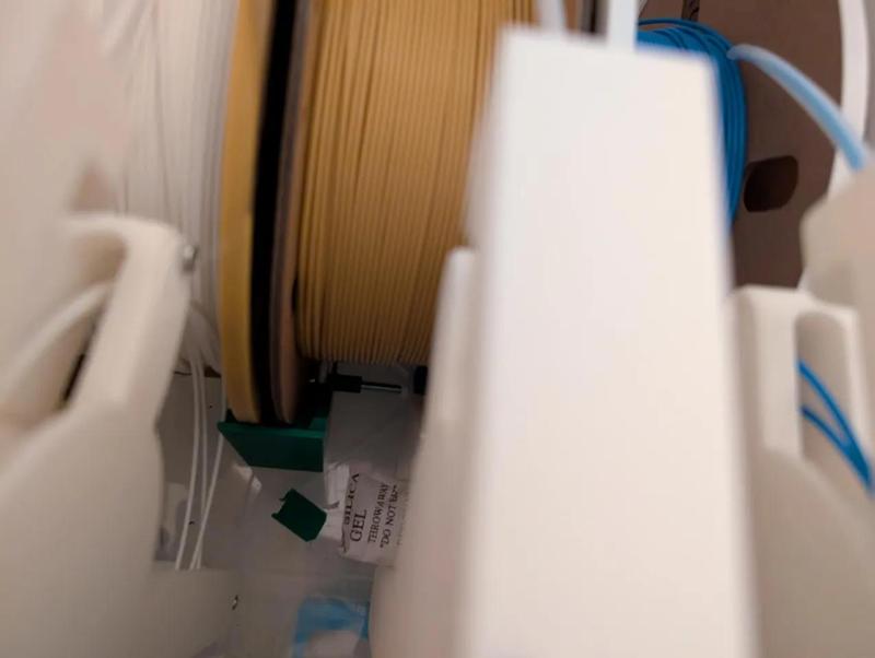 Spool stop for Roller