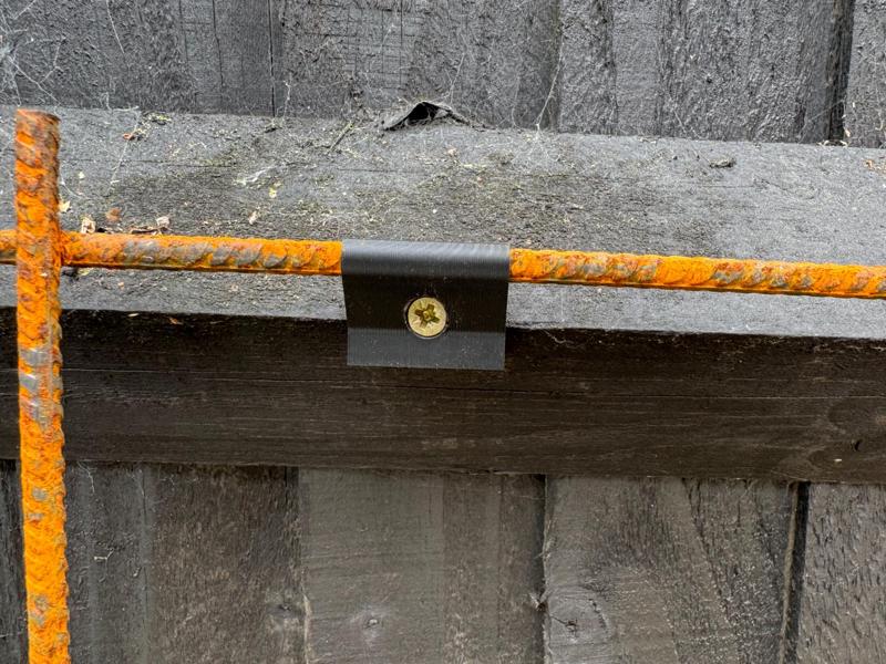 Concret mesh (A142) holder 6mm