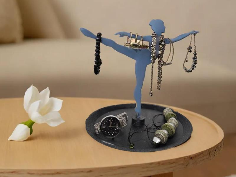 BALLERINA JEWELRY STAND