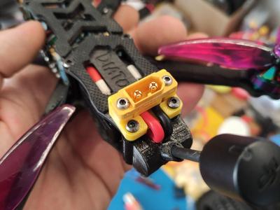 FPV drone XT60 holder