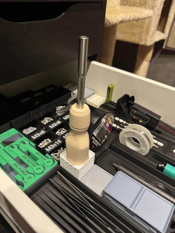 LTT Screwdriver Gridfinity 1×1 w Hex Pattern