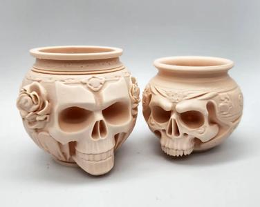 2 Skull Amphora