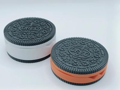 Oreo-shaped Phone Folding Stand Storage Box, Reminiscing About Happy Childhood