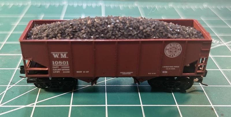 Coal Load for 55 Ton Coal Hopper Micro-Trains Kadee 33′ N Scale