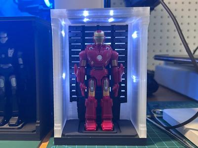 Blooko Iron Man – Block Man Armor Garage – Luminous Edition