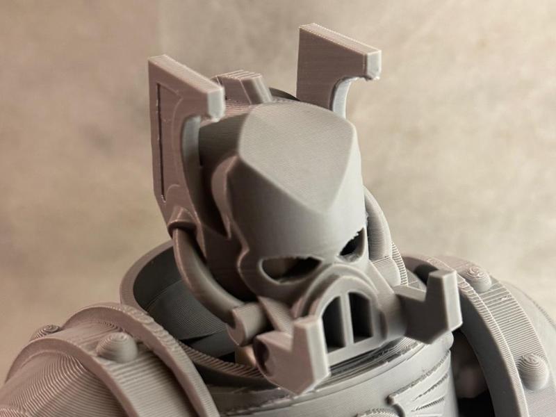 Dummy40K Helmet “War Pig”