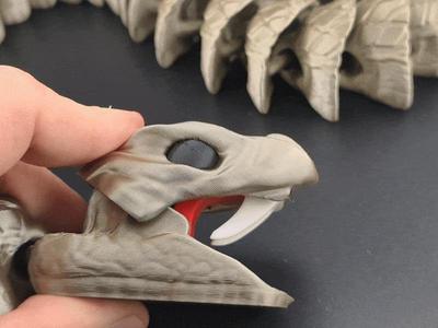 Ultimate Rattlesnake! Articulated mouth and tail!
