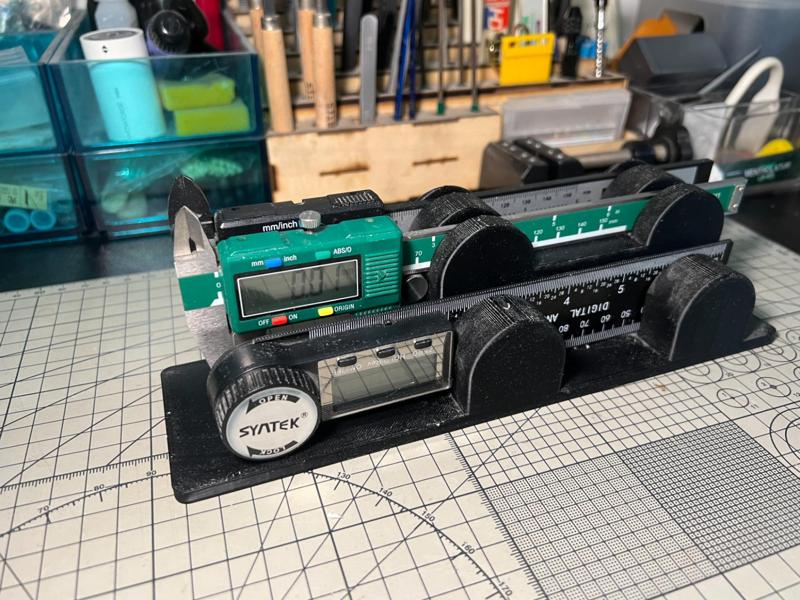 Caliper Stand