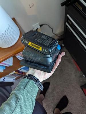 DeWalt Battery Charger Magnetic Mount Plate   